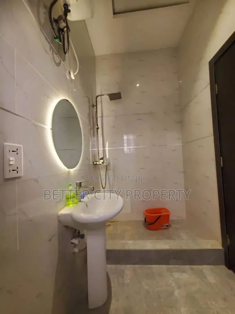 Studio Apartment in At Ologolo, Lekki Phase 1 for rent in Lekki Phase 1