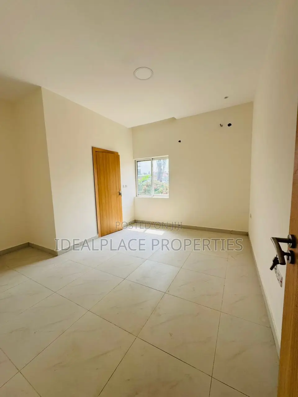 3bdrm Duplex in Oregun for sale in Oregun