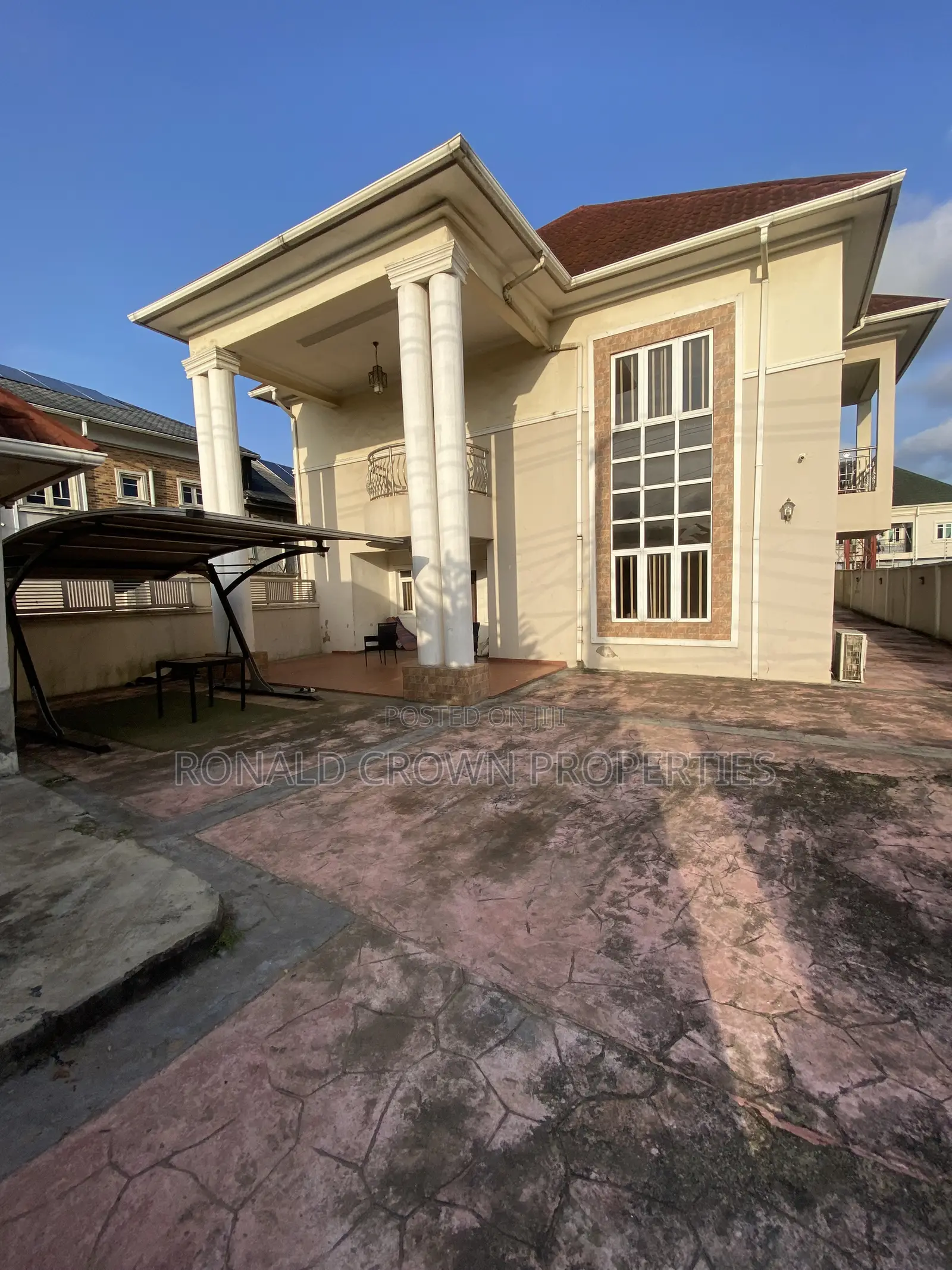 6bdrm Duplex in Okota for sale in Okota