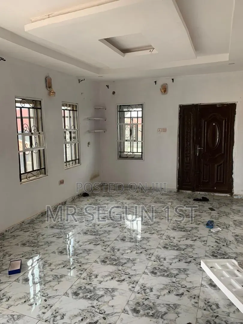 2bdrm Block of Flats in 1St Avians, Akala Express for rent in Akala Express
