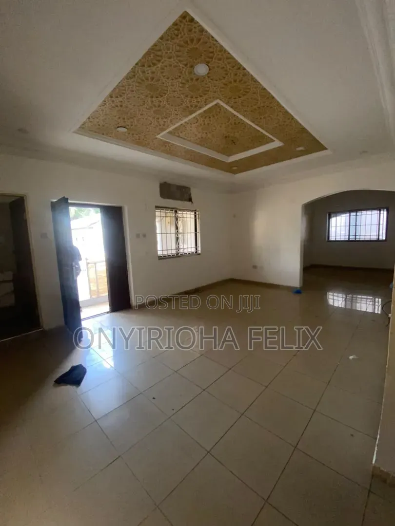 3bdrm Bungalow in Gwarinpa Main, Bunkoro for rent in Bunkoro