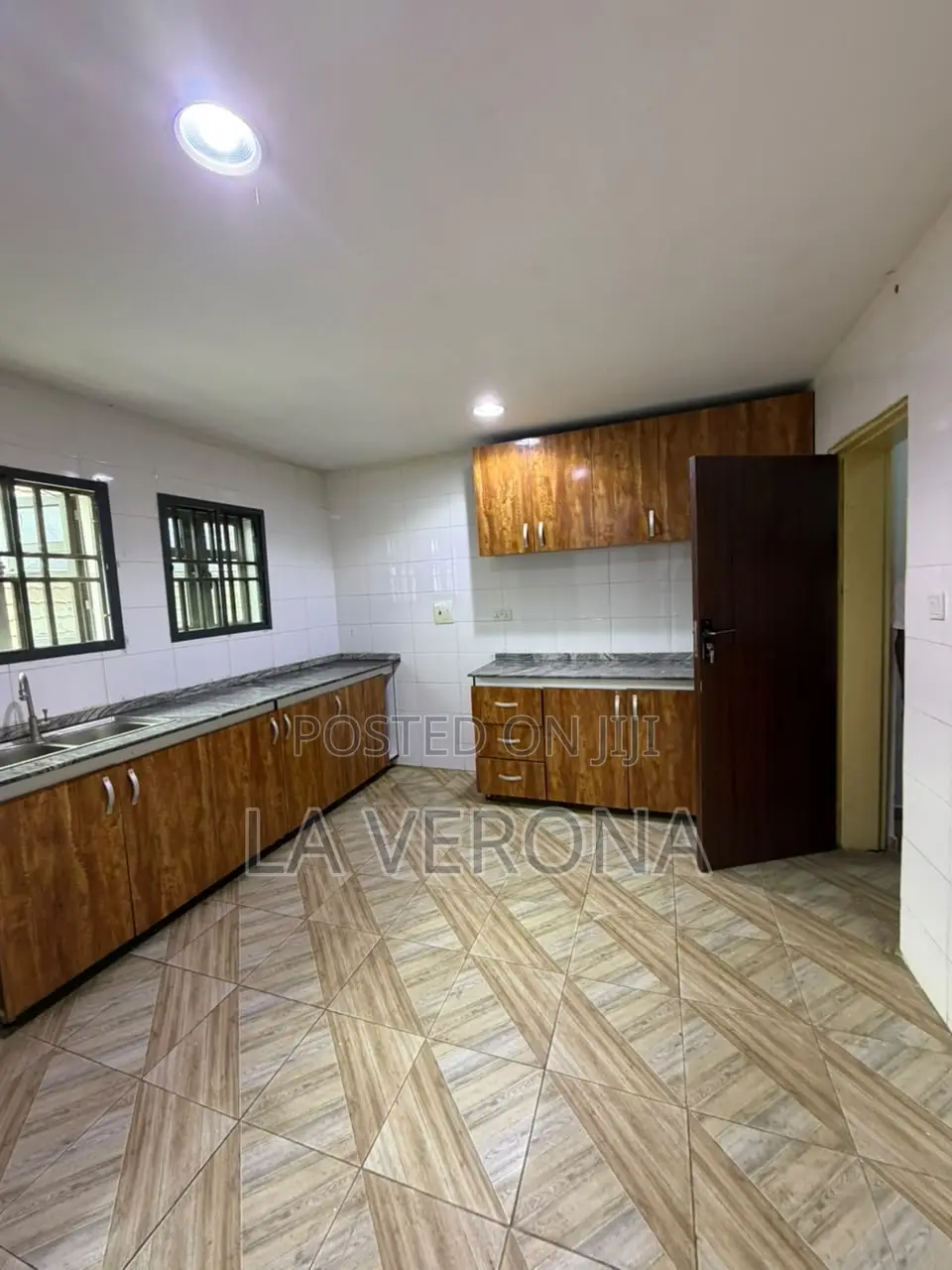 3bdrm Block of Flats in Jahi for rent in Jahi