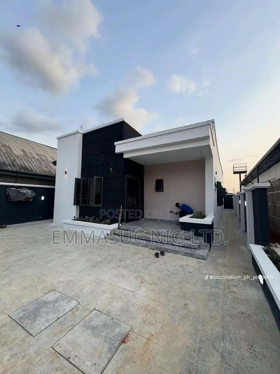 Furnished 4bdrm Bungalow in Emmanuel Avenue, Port-Harcourt for sale in Port-Harcourt
