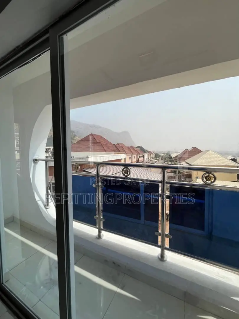 3bdrm Duplex in Kubwa for sale in Kubwa
