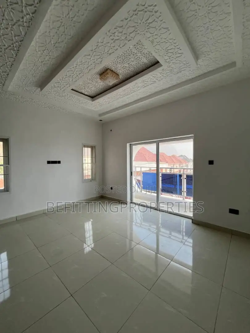 3bdrm Duplex in Kubwa for sale in Kubwa