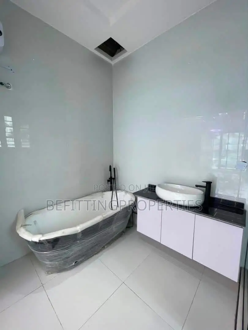 4bdrm Duplex in Ajah for sale in Ajah