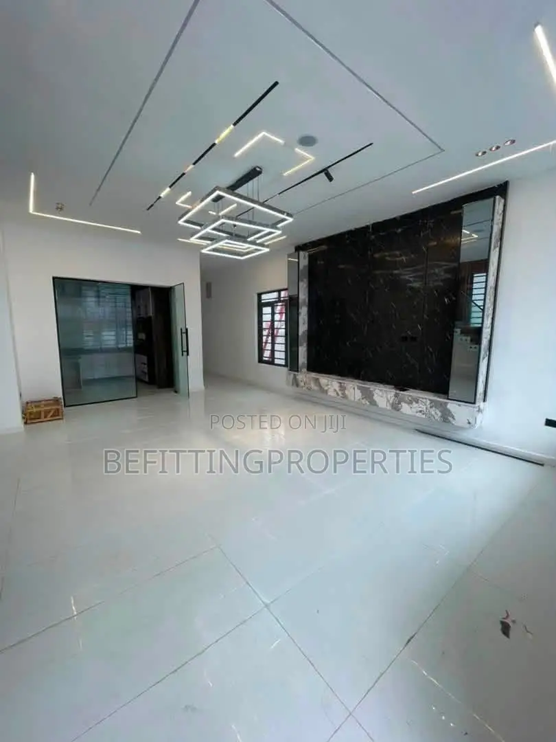 4bdrm Duplex in Ajah for sale in Ajah