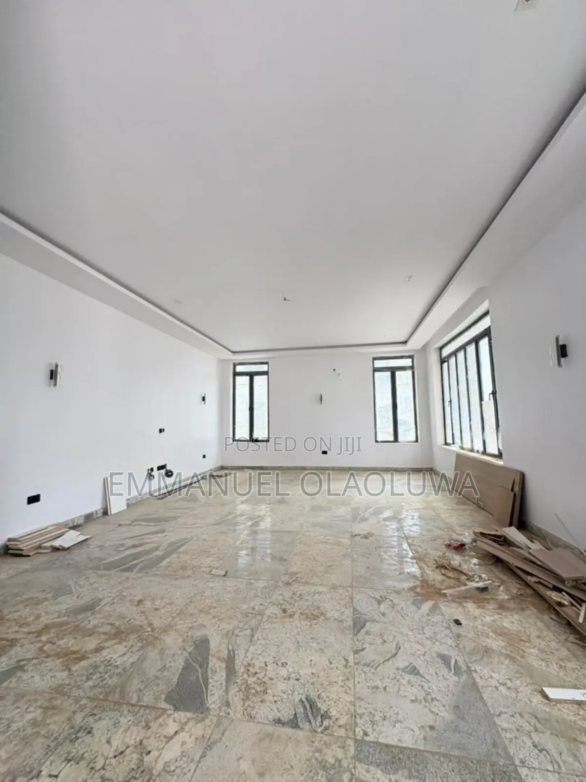 5bdrm Duplex in Life Camp for sale in Life Camp