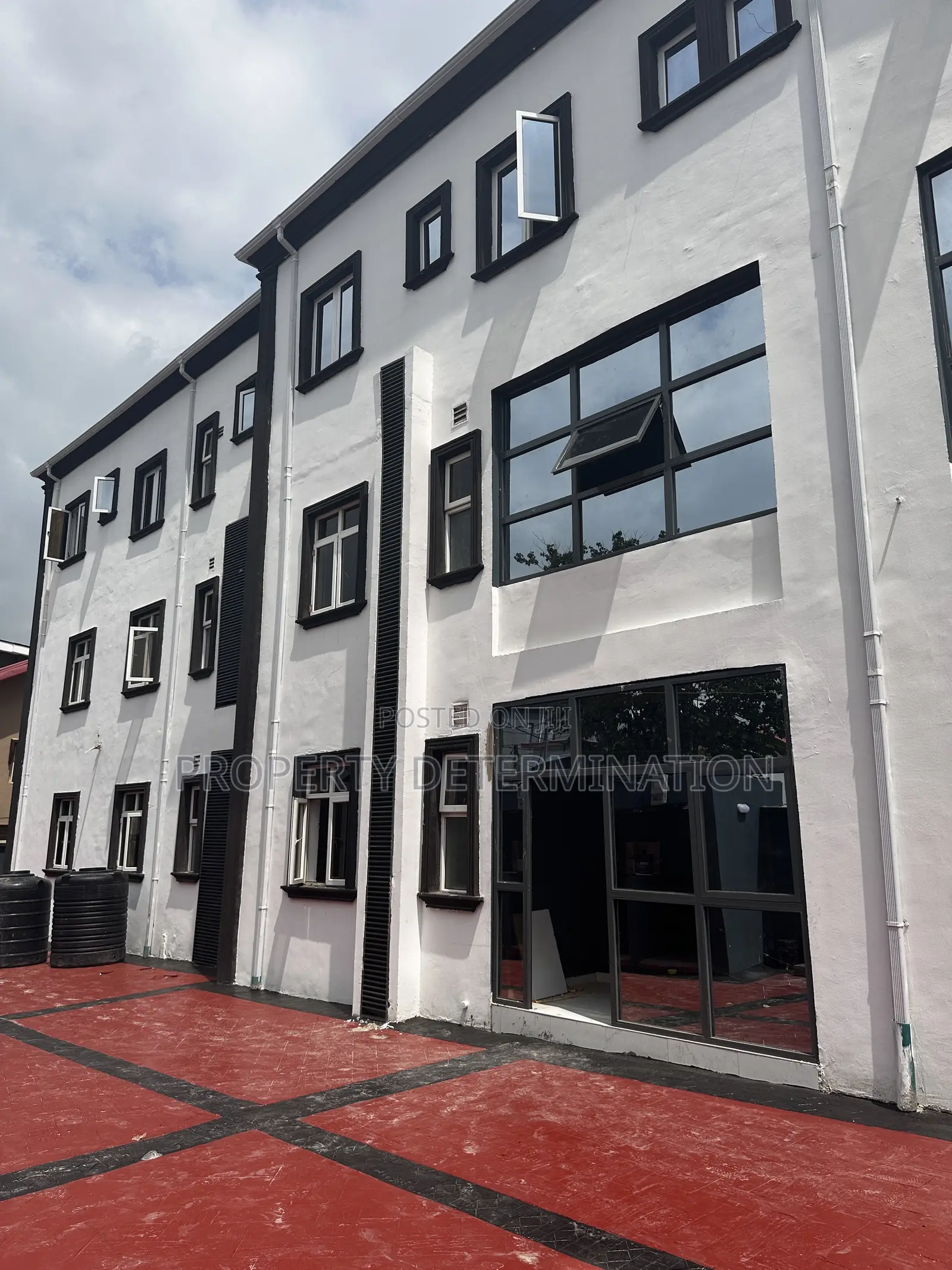 3bdrm Block of Flats in Magodo for rent in Magodo