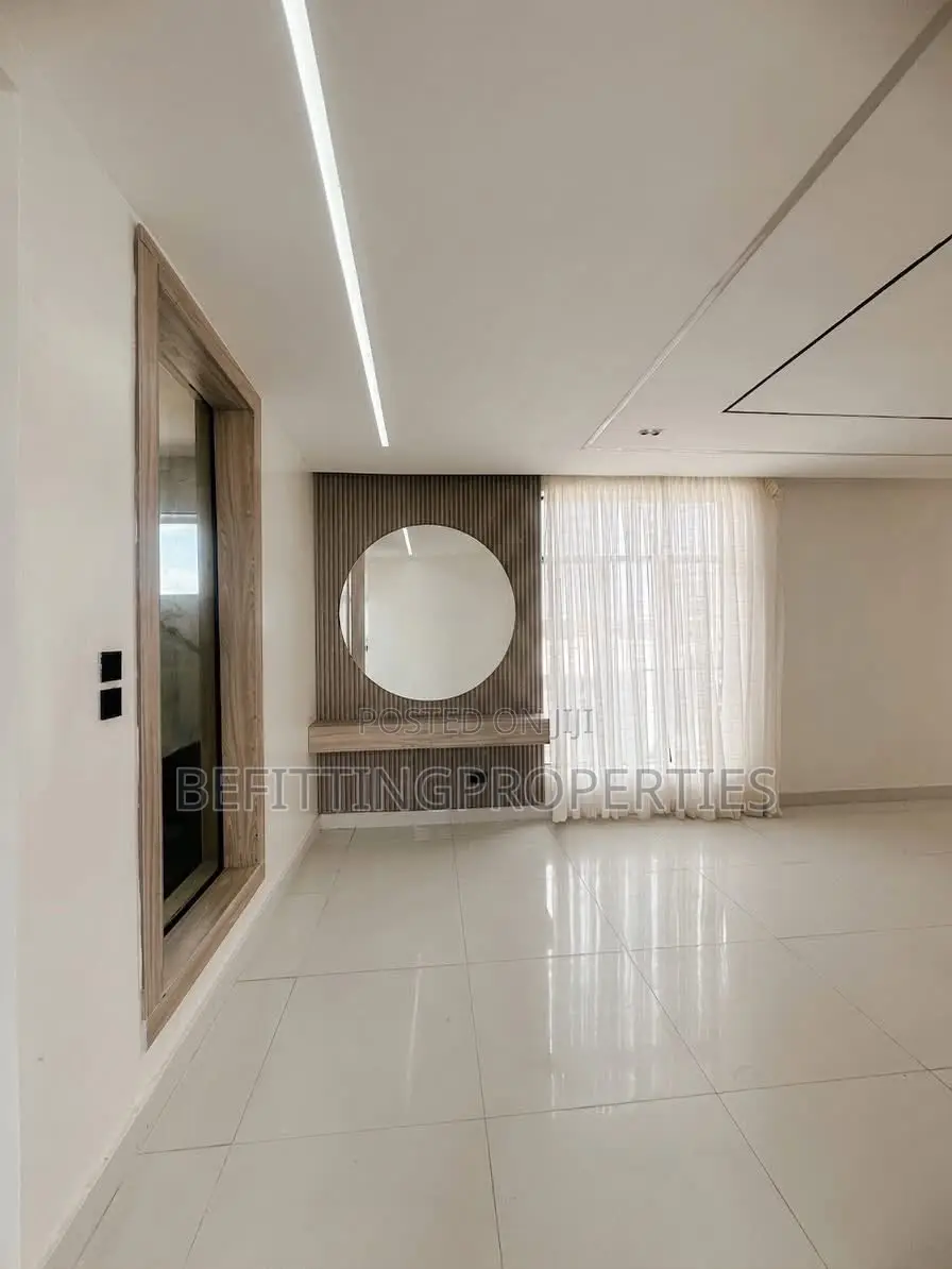 7bdrm Duplex in Lekki for sale in Lekki