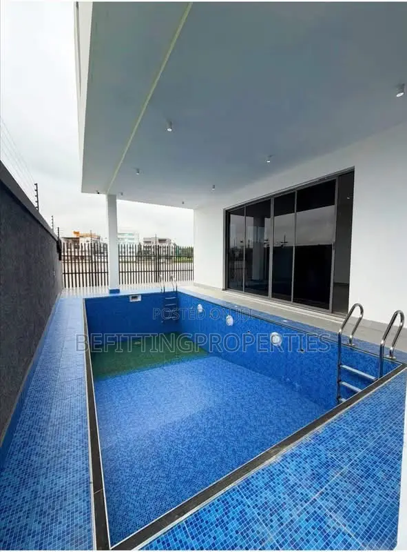 6bdrm Duplex in Lekki for sale in Lekki