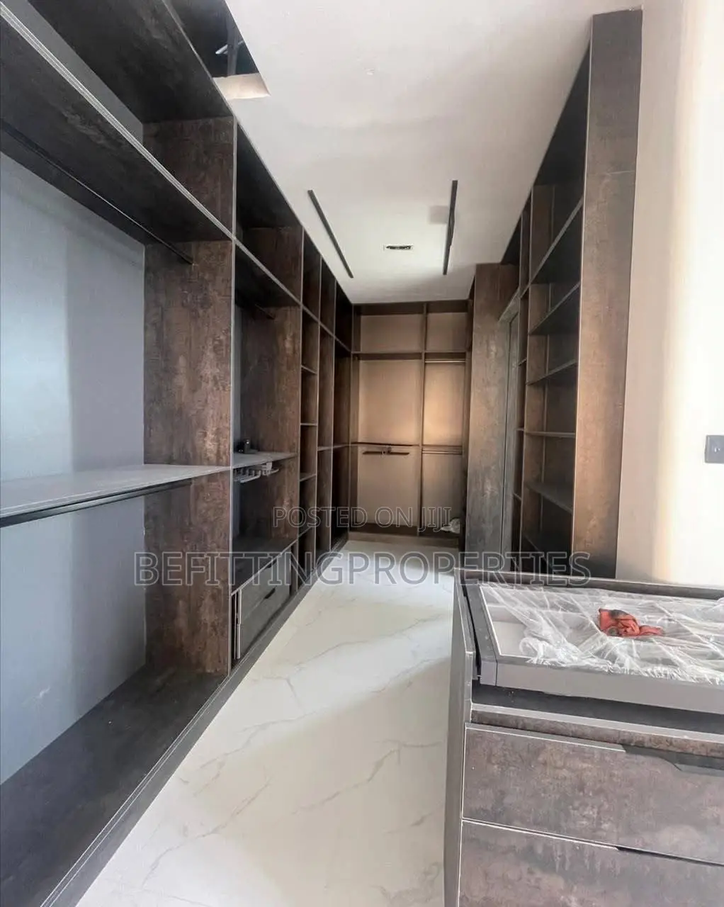 6bdrm Duplex in Lekki for sale in Lekki