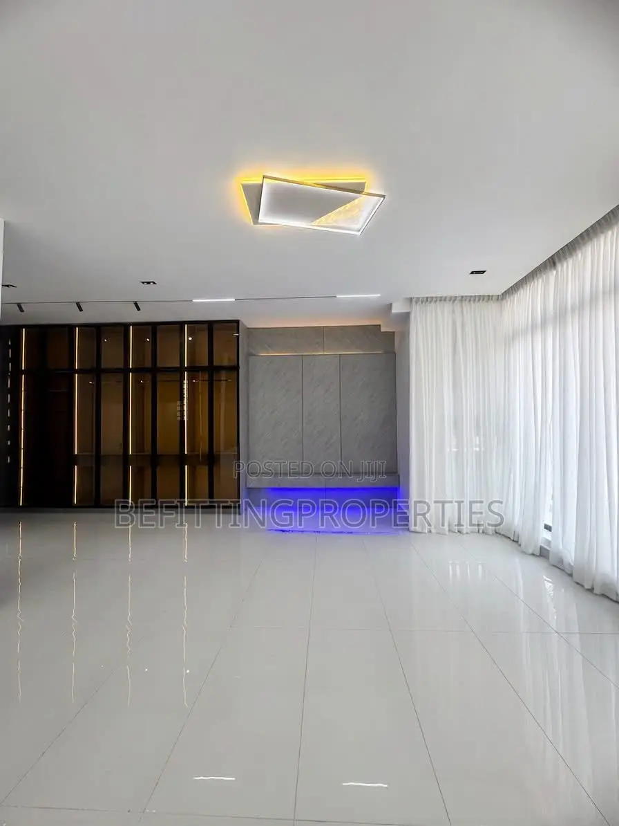 5bdrm Duplex in Lekki for sale in Lekki