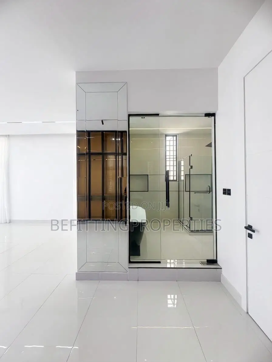 5bdrm Duplex in Lekki for sale in Lekki