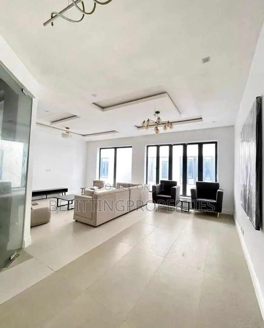 5bdrm Duplex in Lekki for sale in Lekki