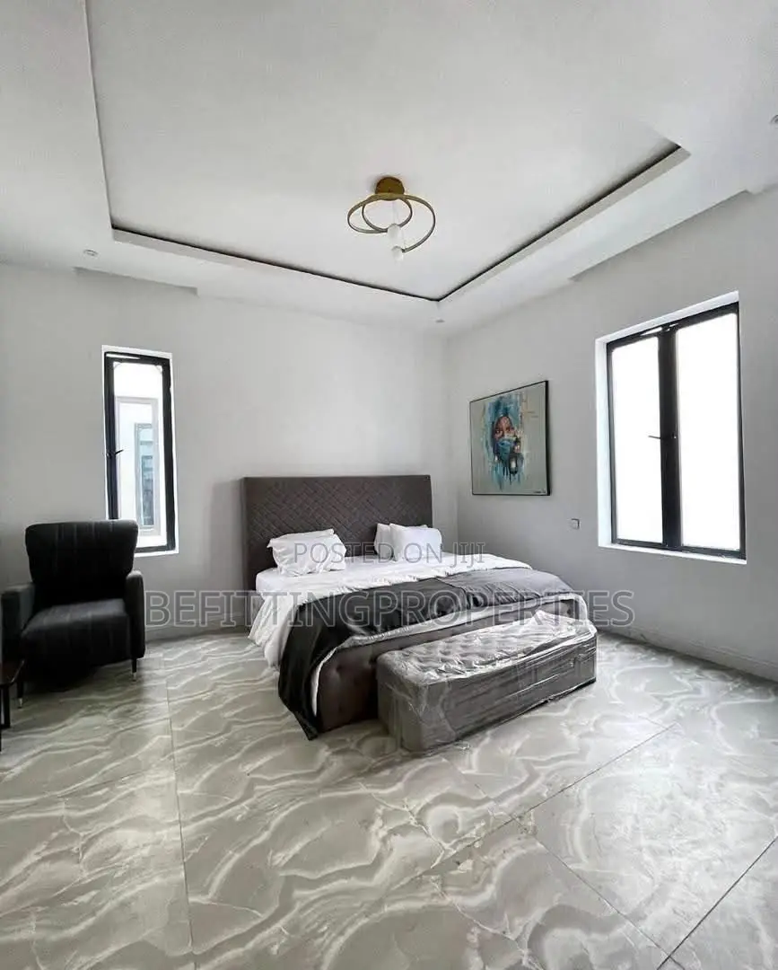 5bdrm Duplex in Lekki for sale in Lekki