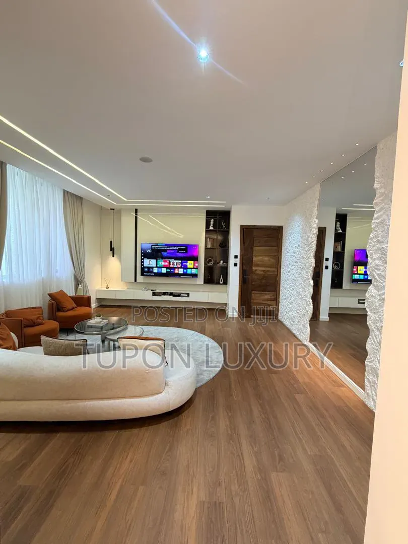 Luxury 1 Bedroom Apartment With Pool, Gym,Ps5 Etc in Victoria Island Extension