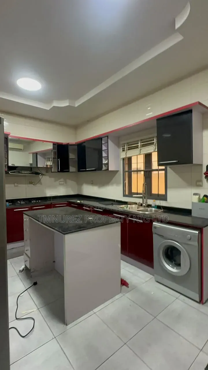 3bdrm Duplex in Chevron for rent in Chevron