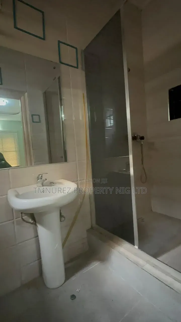 3bdrm Duplex in Chevron for rent in Chevron