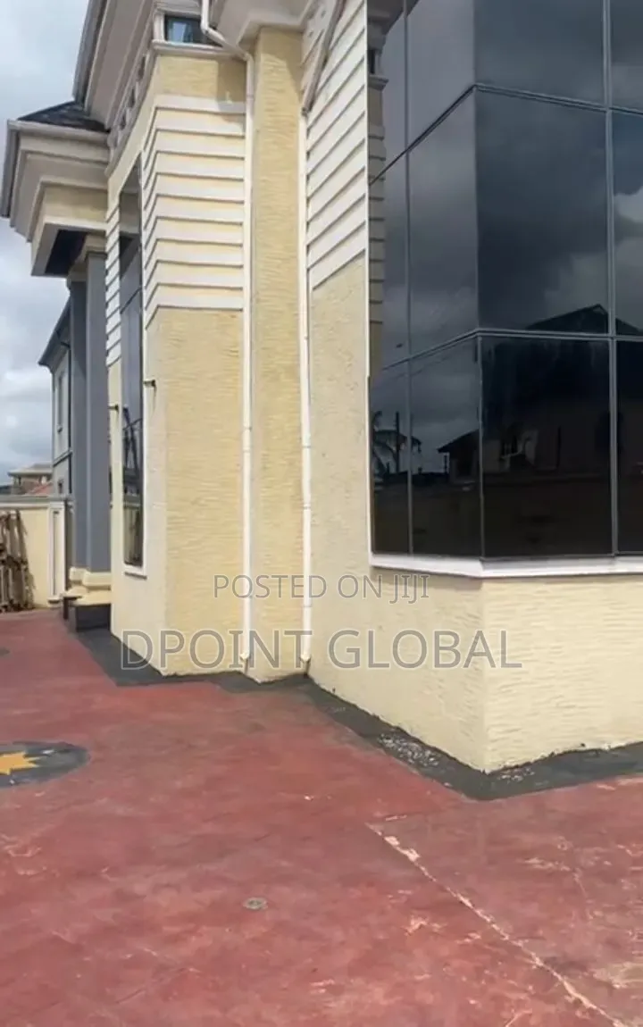 5bdrm Duplex in In Estate, Iyana Ipaja for sale in Iyana Ipaja