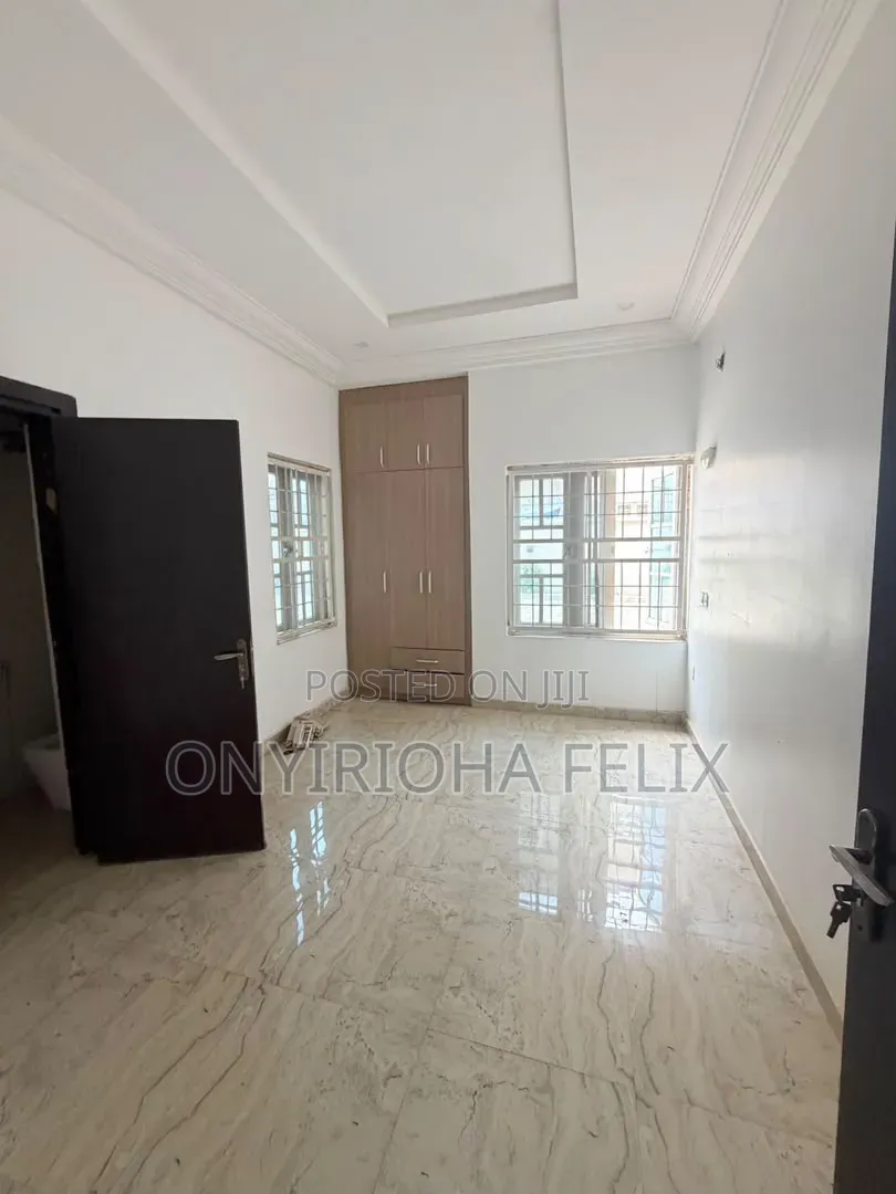 2bdrm Block of Flats in Gwarinpa Main, Bunkoro for rent in Bunkoro