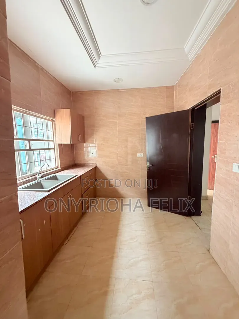 2bdrm Block of Flats in Gwarinpa Main, Bunkoro for rent in Bunkoro