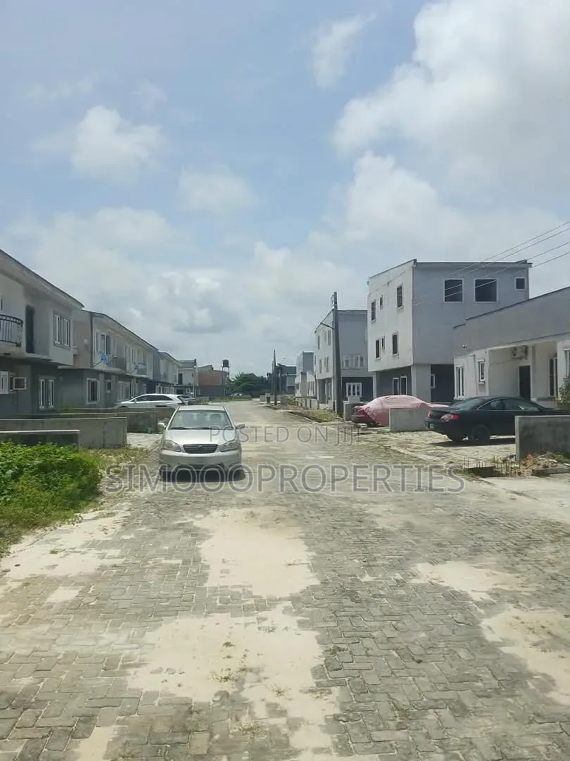 Furnished 3bdrm Duplex in Westland Estate, Awoyaya for rent in Awoyaya