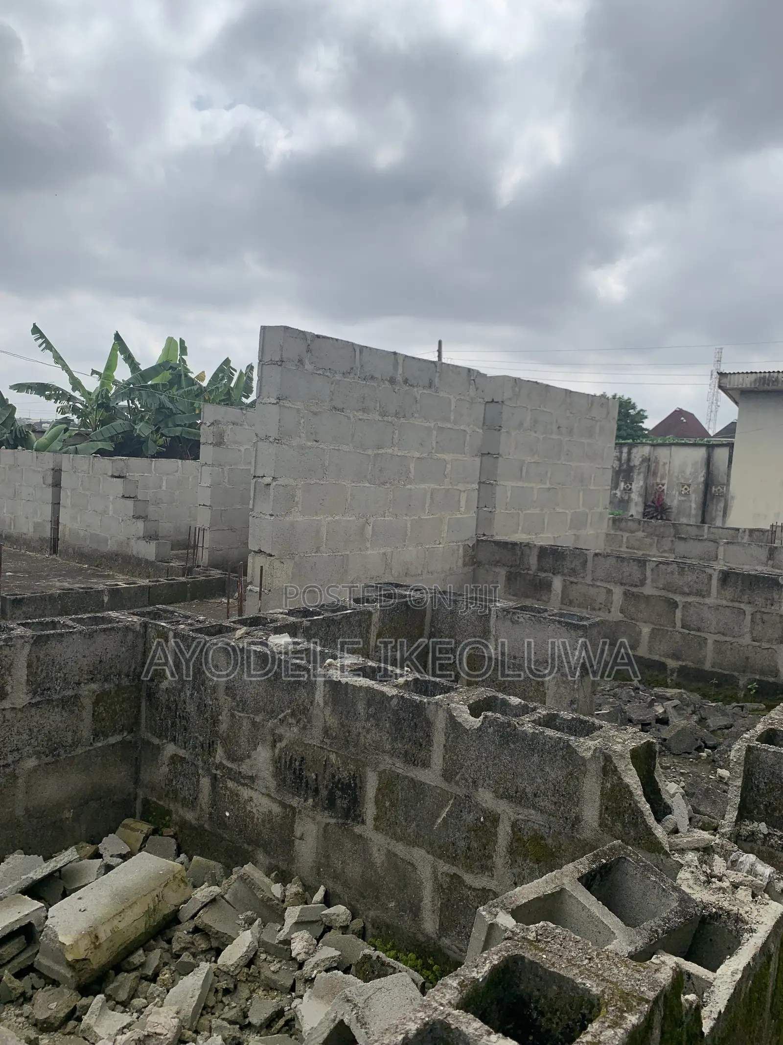 4bdrm Block of Flats in Isuti, Igando / Ikotun/Igando for sale in Igando / Ikotun/Igando
