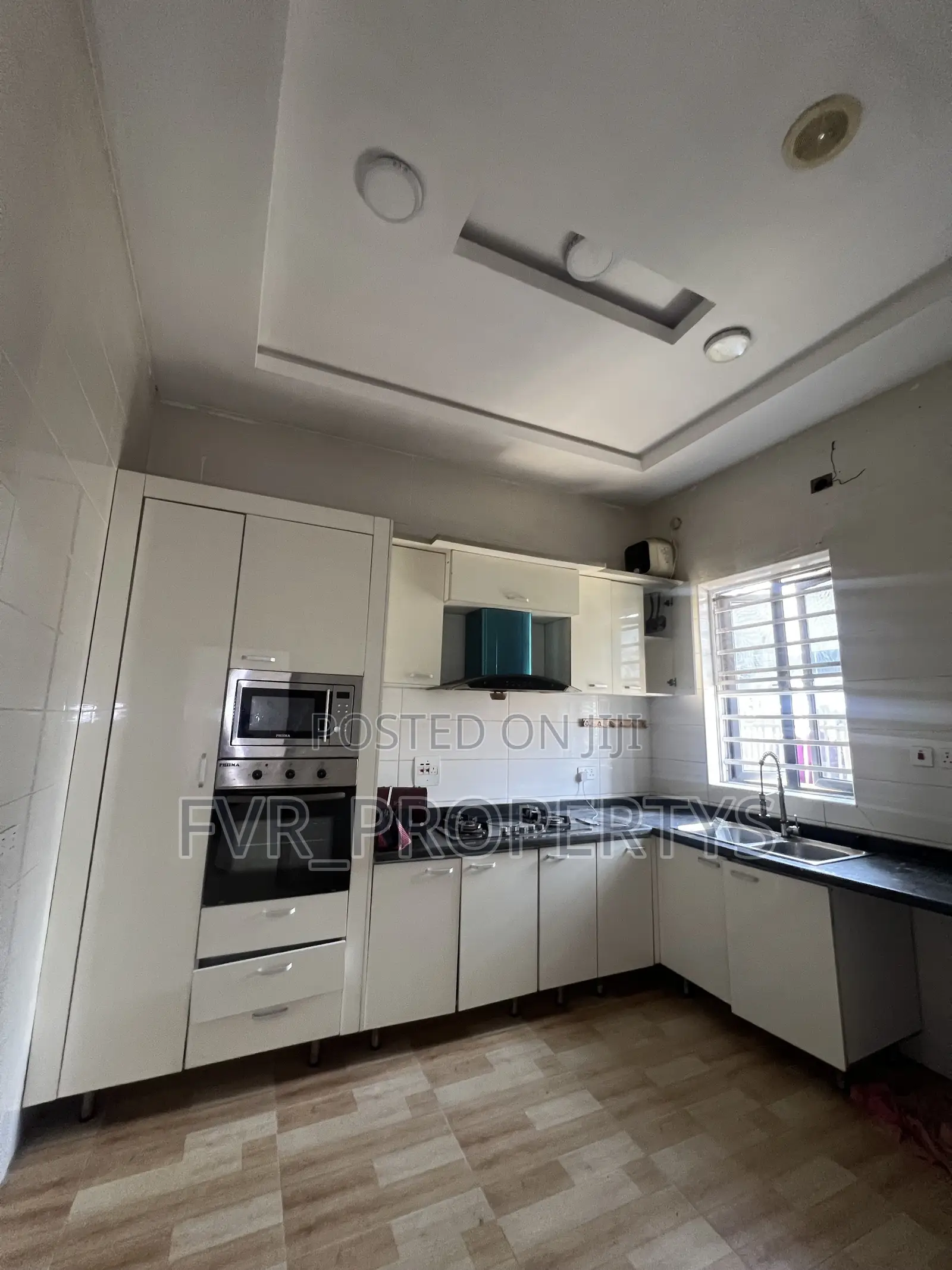 Mini Flat in Ikota for rent in Ikota