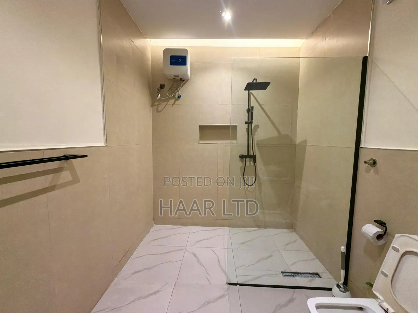 Luxe 2 Bedroom Apartment With a Suspended Swimming Pool in Lekki Phase 1