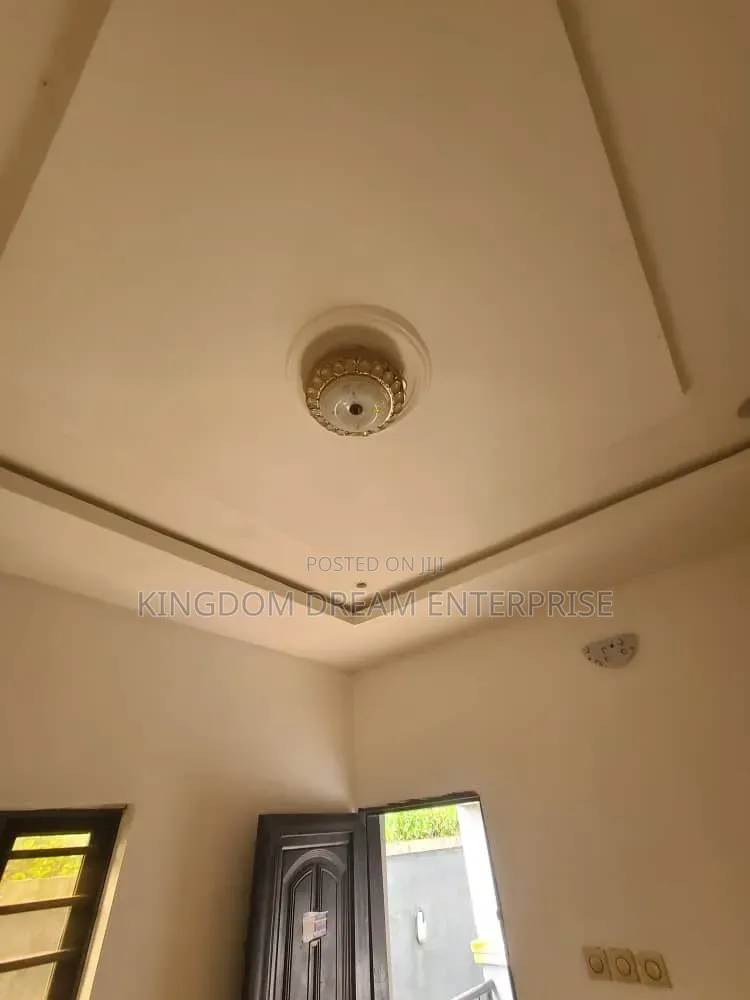 1bdrm Shared Apartment in Orchid Lekki Lagos for rent in Lekki Expressway