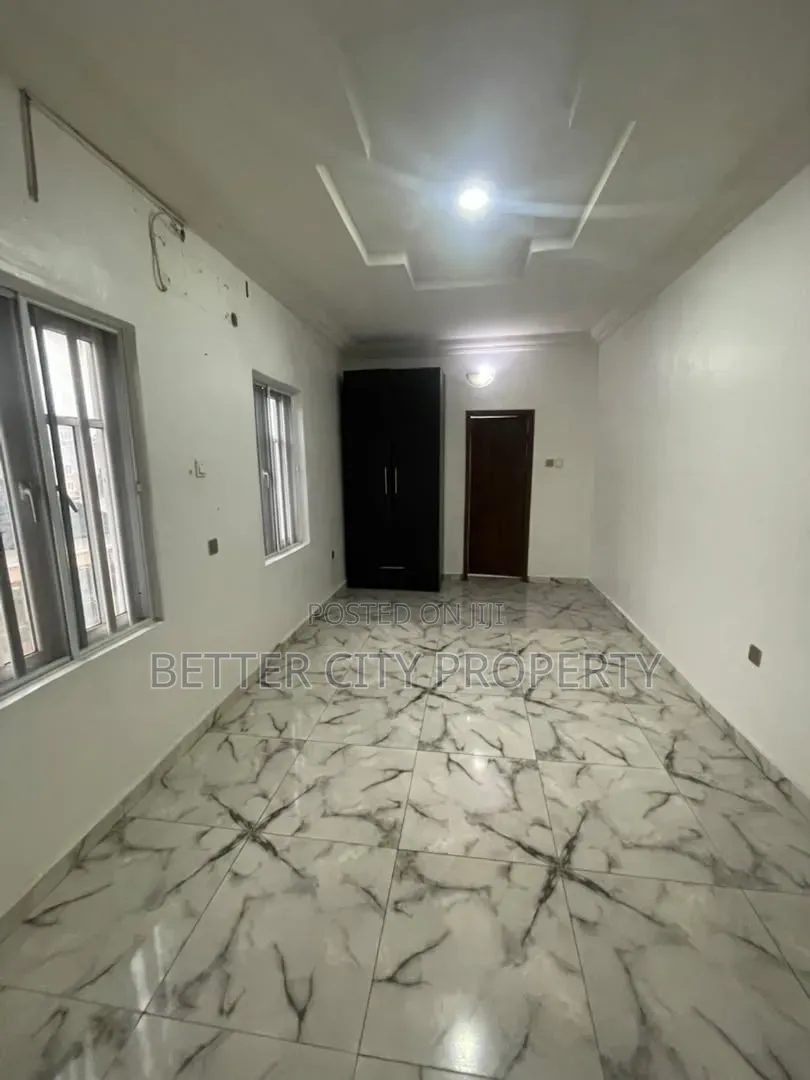 Mini Flat in A Secured Estate At for rent in Lekki Phase 1