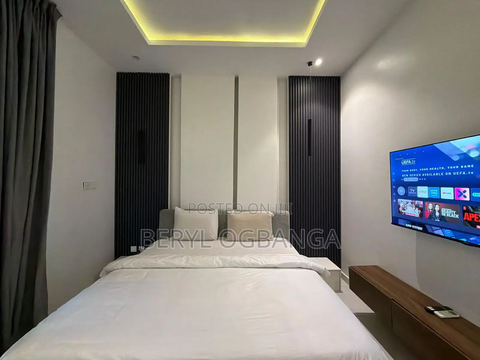 2 Bedroom Apartment With a Rooftop Swimming Pool in Lekki Phase 1