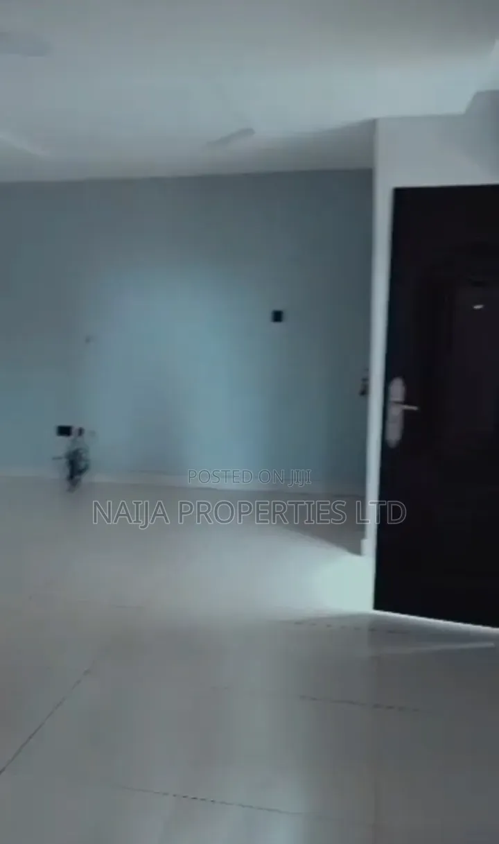 3bdrm Apartment in Orchid, Ikota for rent in Ikota