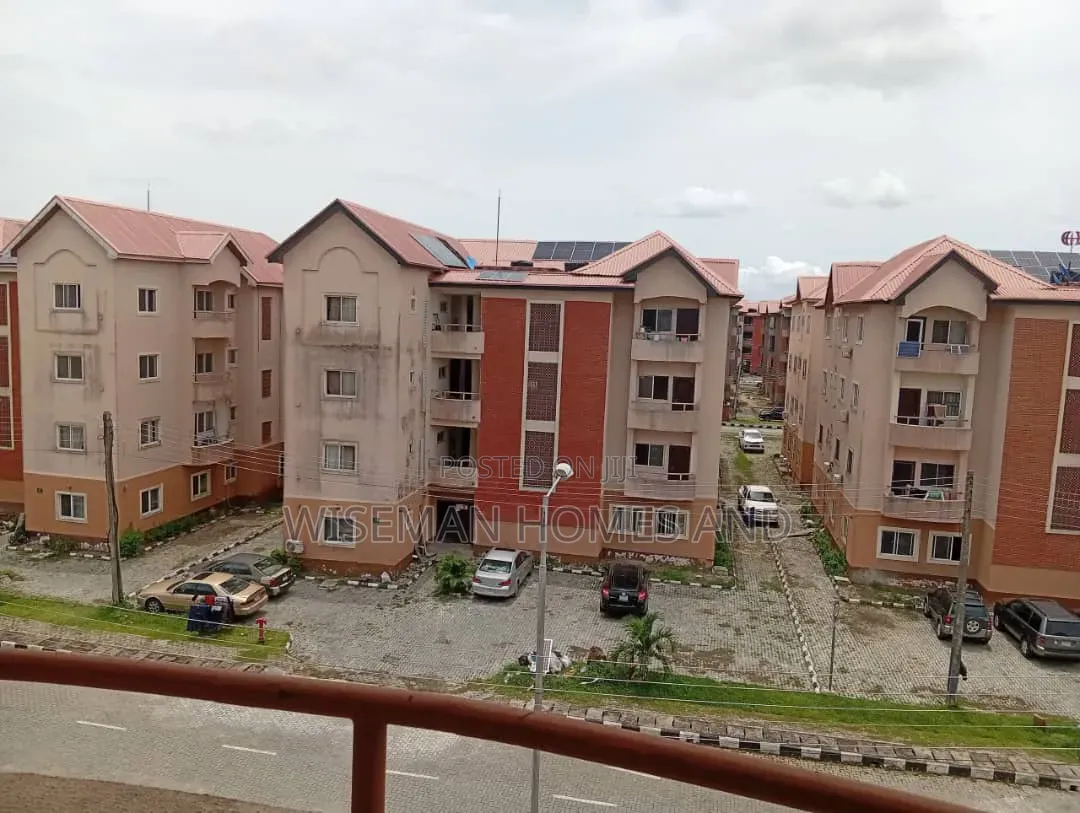 3bdrm Apartment in Sangotedo Eti-Osa for sale in Sangotedo