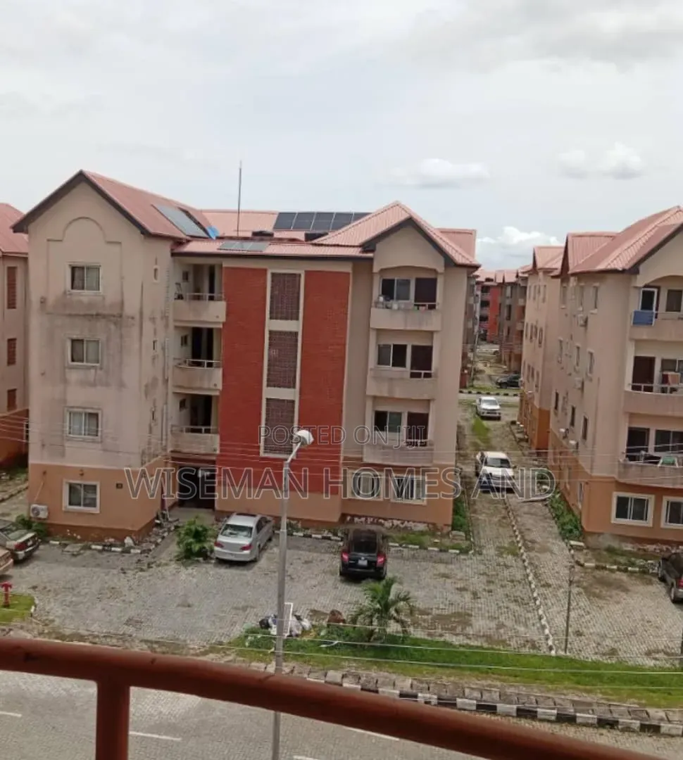 3bdrm Apartment in Sangotedo Eti-Osa for sale in Sangotedo