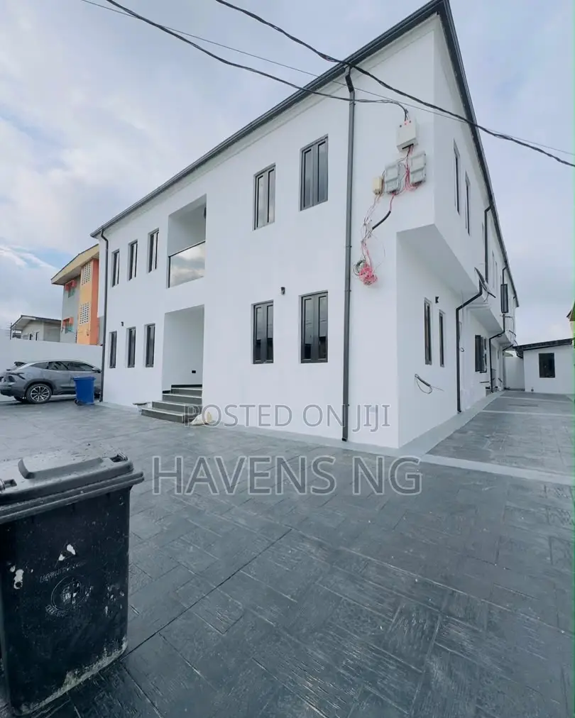 3bdrm Apartment in Phase 1 / Gbagada for sale in Phase 1 / Gbagada