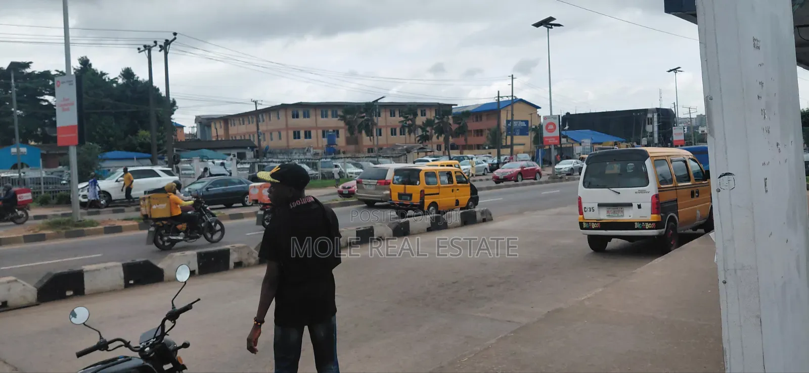 2,664 SQM Construction Company 4 Sale Ibadan in Dugbe (Onireke)