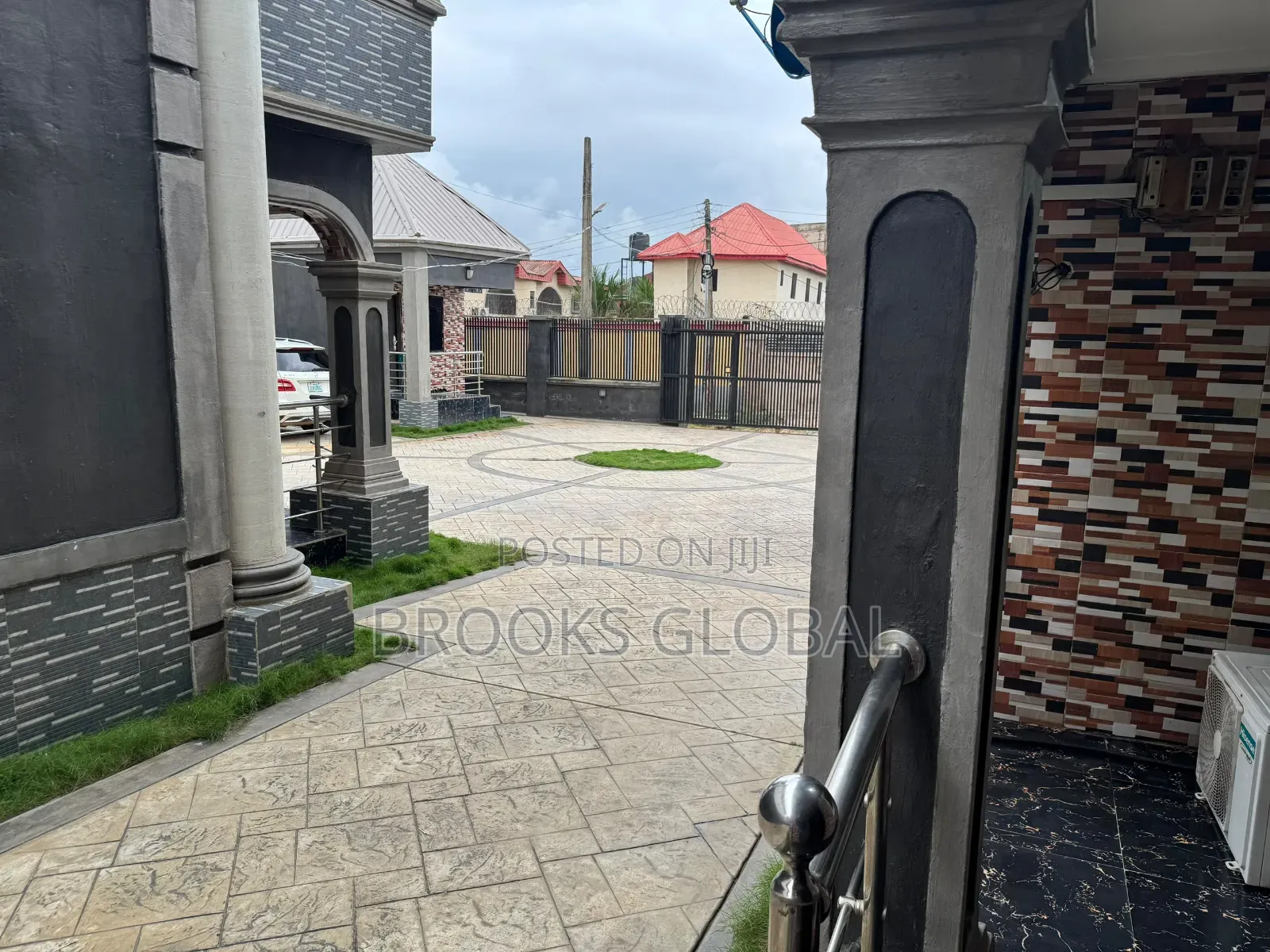 Service Apartment at Limit Rd, GRA for Rent in Benin City
