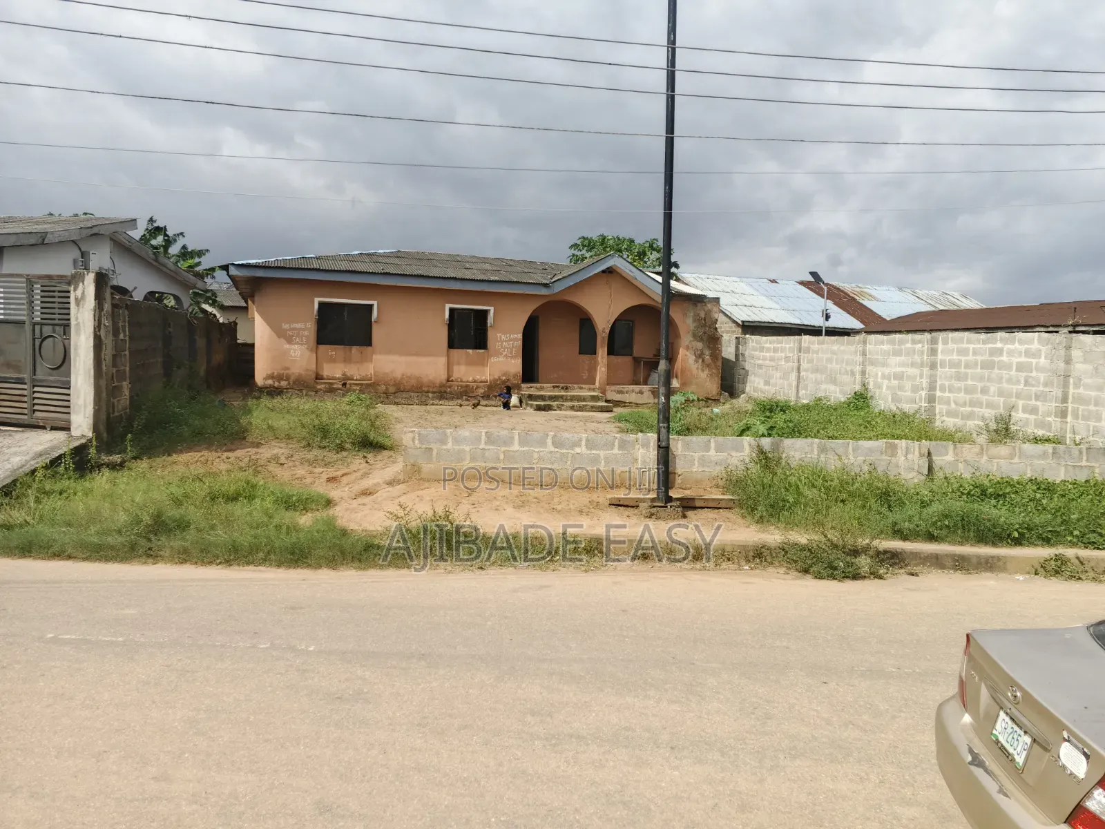3bdrm Bungalow in Ayobo for sale in Ayobo