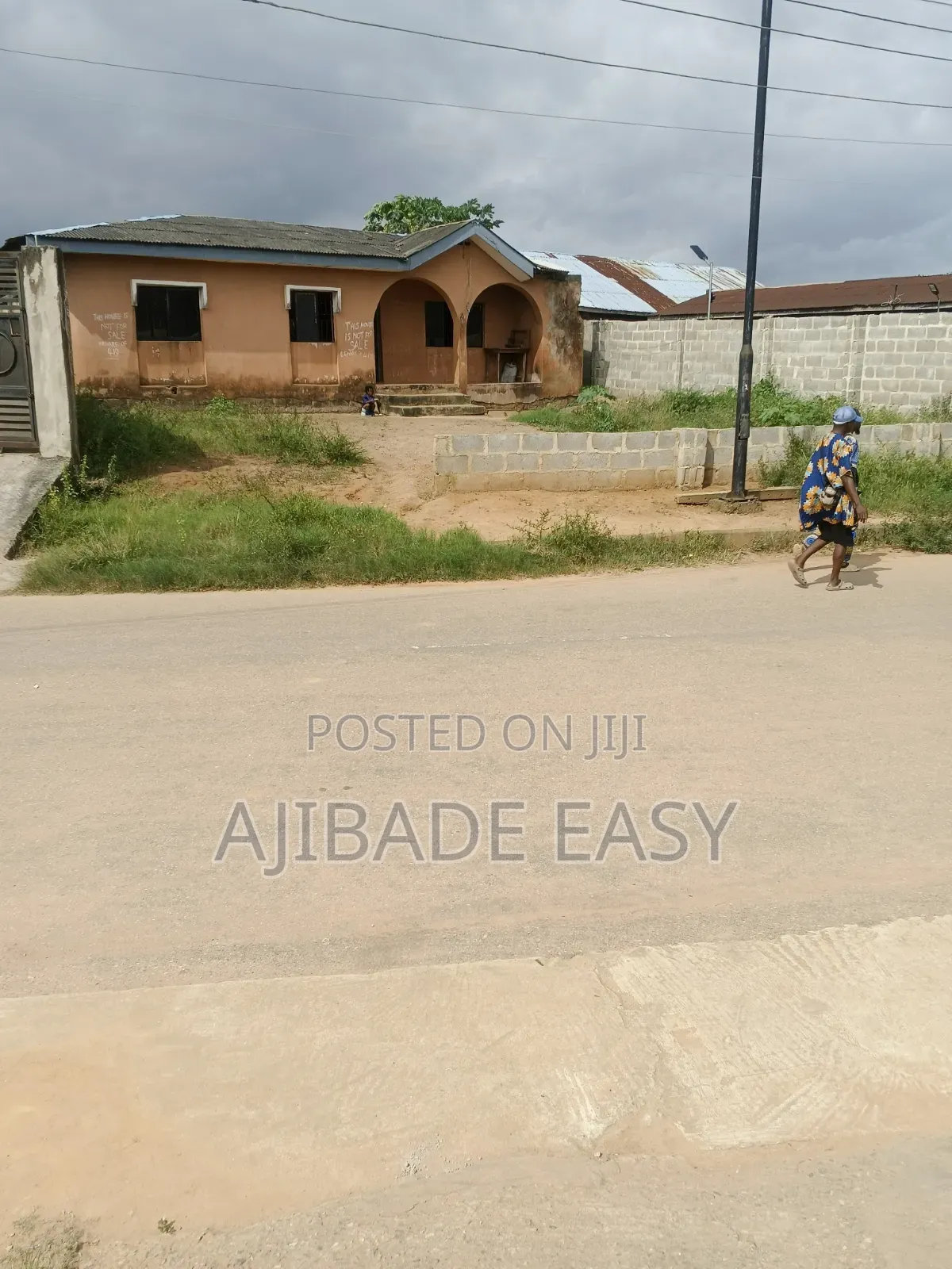 3bdrm Bungalow in Ayobo for sale in Ayobo