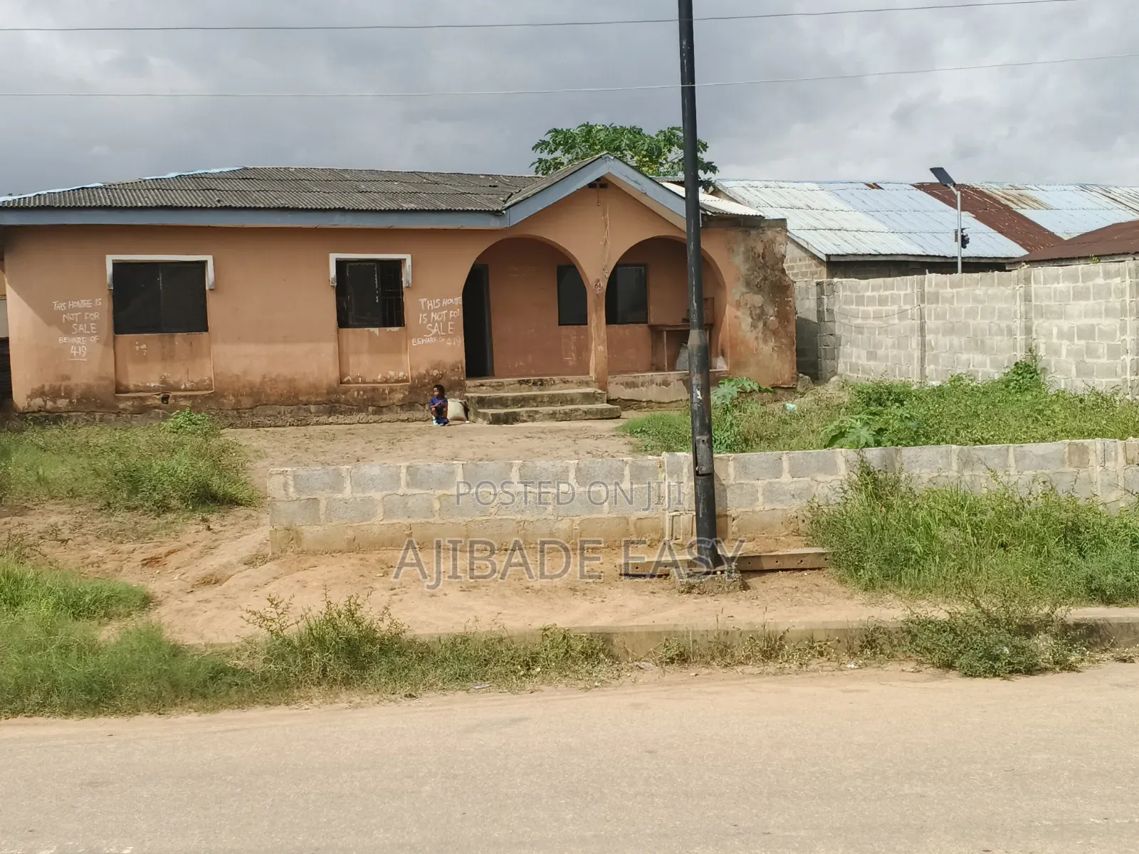 3bdrm Bungalow in Ayobo for sale in Ayobo