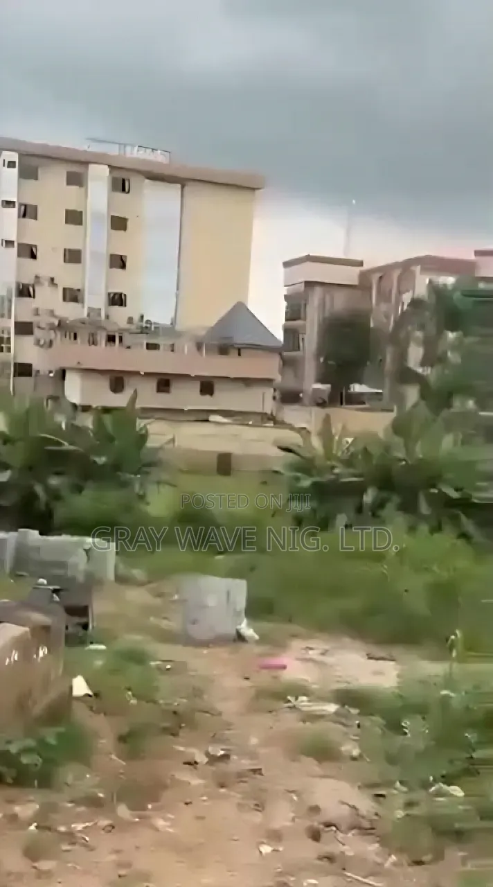 7400sqm Commercial Land in Area 11