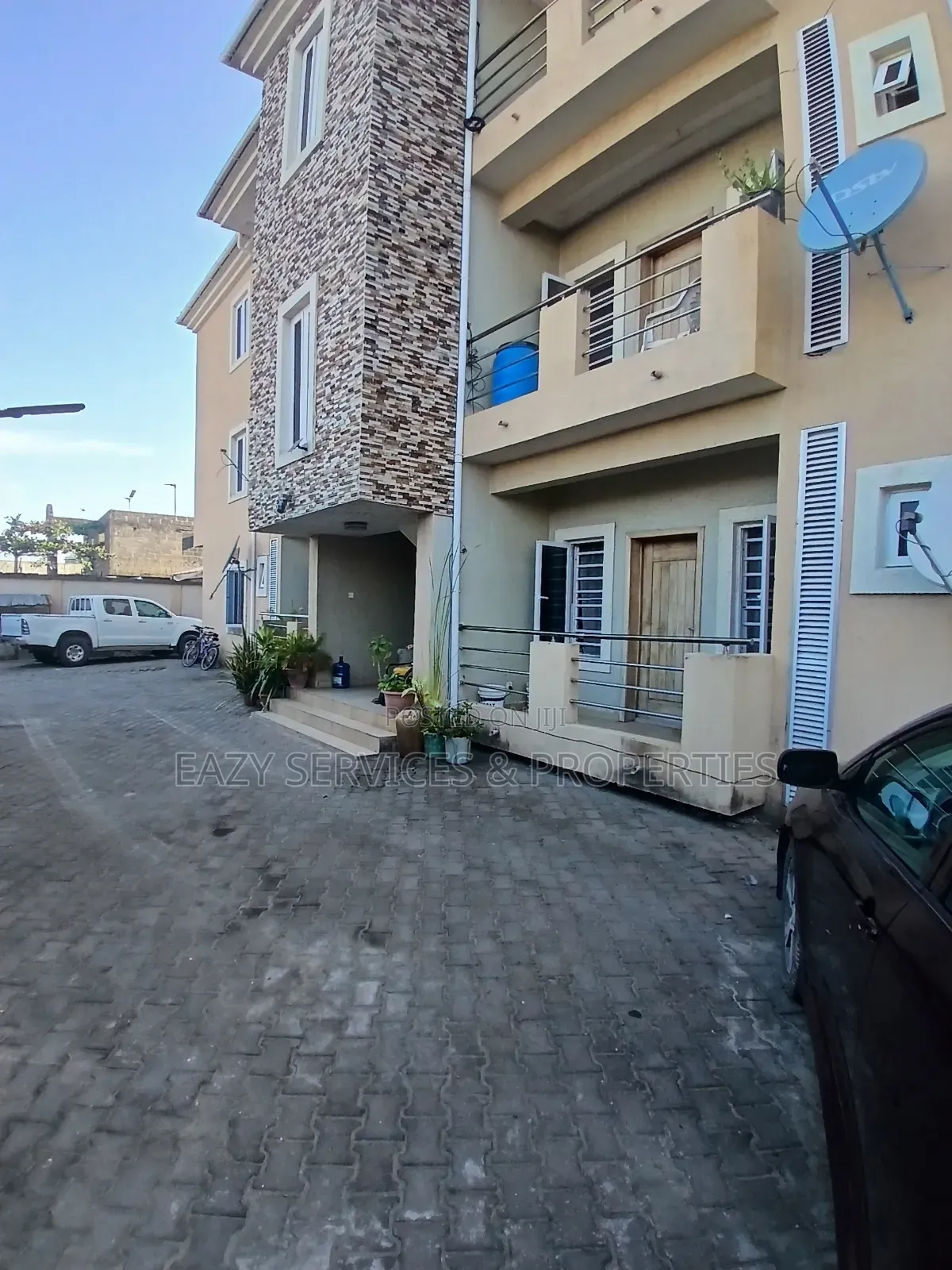 3bdrm Apartment in Secured Environment, Ologolo for rent in Ologolo