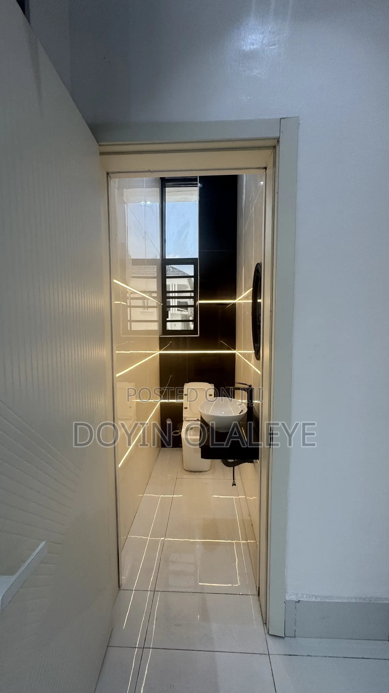 5bdrm Duplex in Ado / Ajah for sale in Ado / Ajah