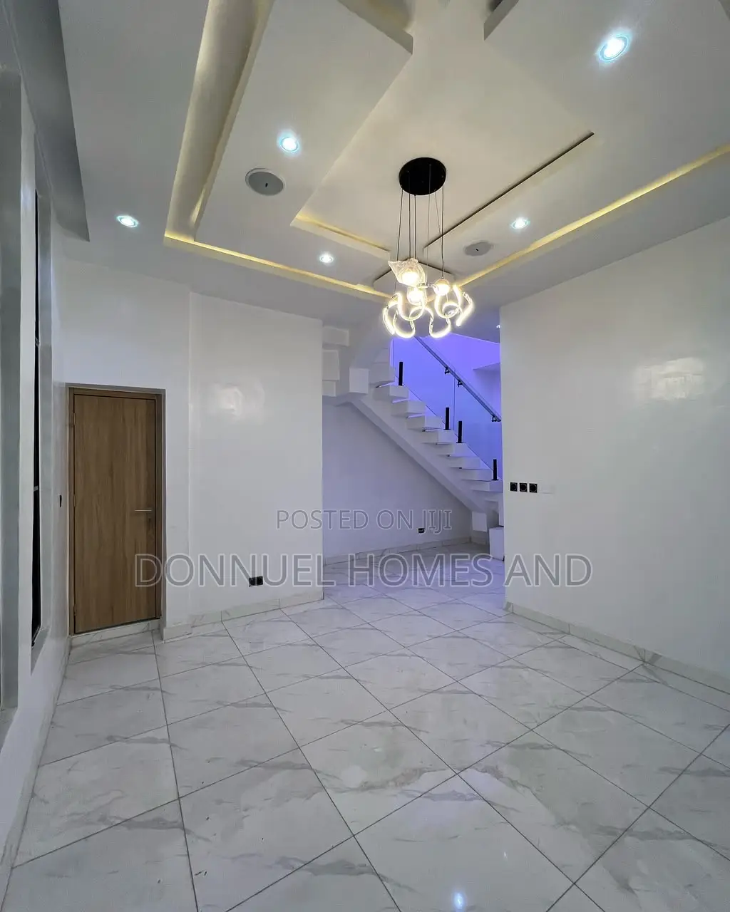4bdrm Duplex in Ikota for rent in Ikota