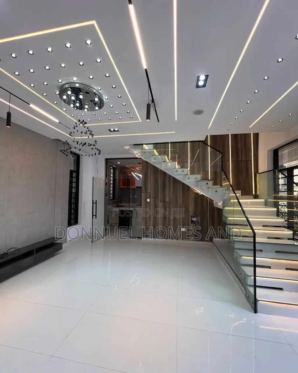 4bdrm Duplex in Ikota for rent in Ikota