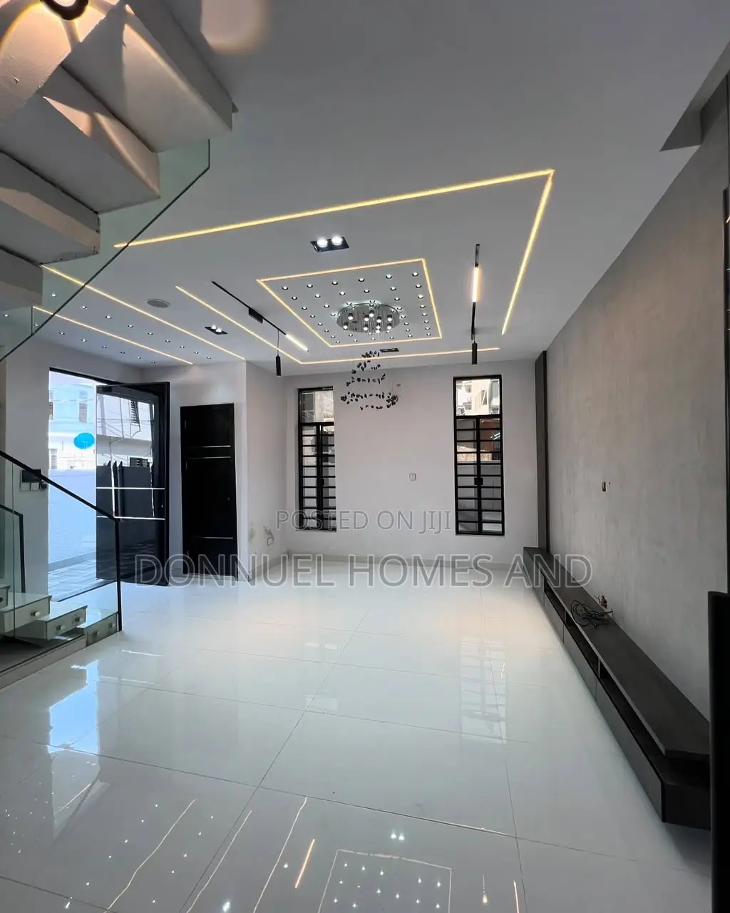 4bdrm Duplex in Ikota for rent in Ikota