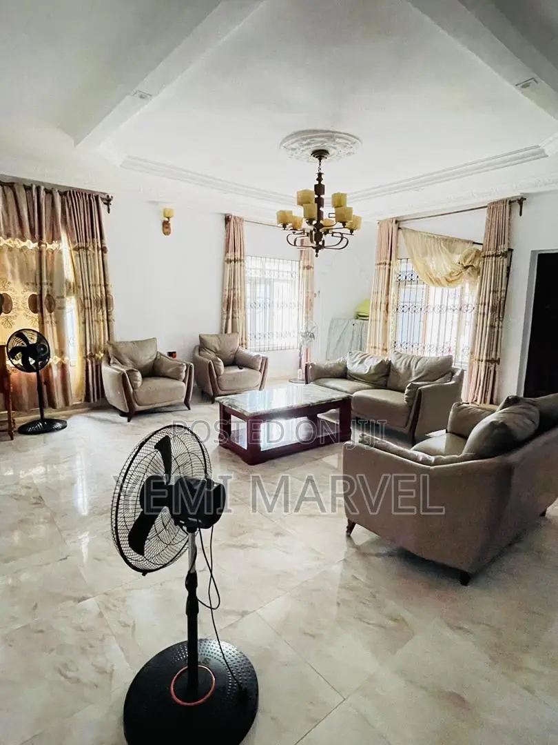 3bdrm Bungalow in Gbopa, Ologuneru for sale in Ologuneru