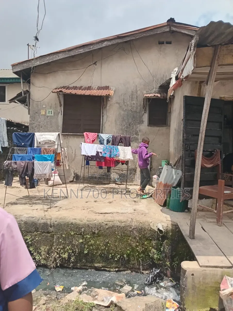 Demolish-Able Bungalow in Iyana Oworo in Lagos Island (Eko)